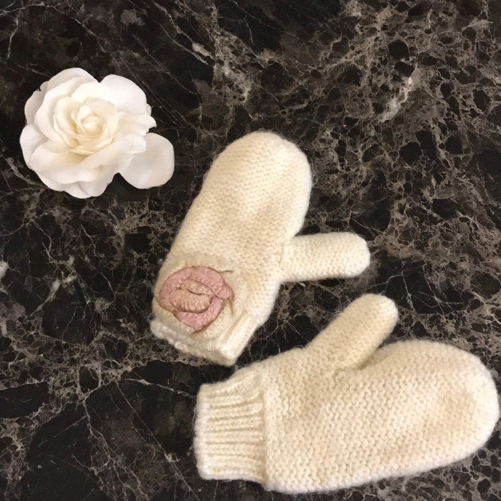 H&M Cute White Gloves